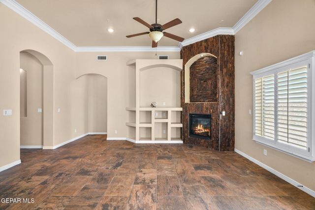 14008 SANDY POINT Lane, El Paso, TX 79938