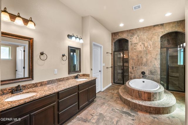 14008 SANDY POINT Lane, El Paso, TX 79938