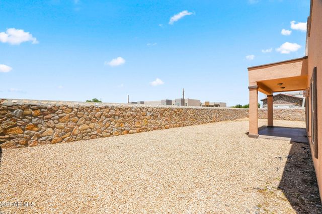 14008 SANDY POINT Lane, El Paso, TX 79938