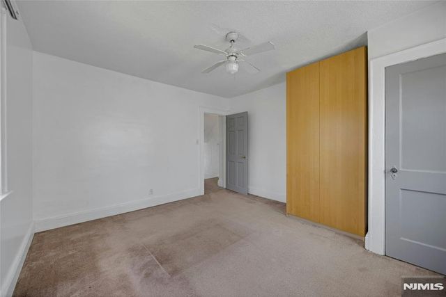 28 Sylvan Avenue, Bergenfield, NJ 07621