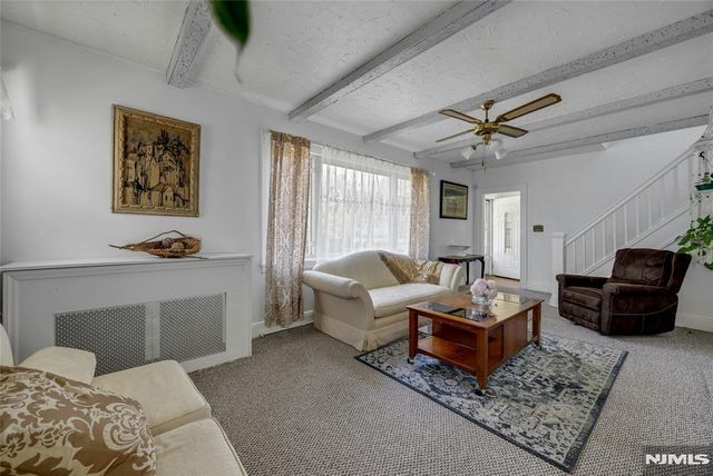 28 Sylvan Avenue, Bergenfield, NJ 07621