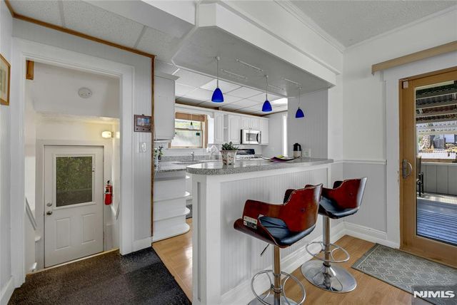 28 Sylvan Avenue, Bergenfield, NJ 07621