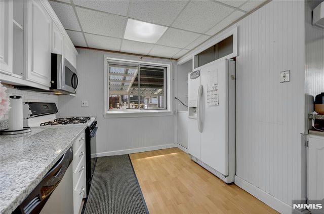 28 Sylvan Avenue, Bergenfield, NJ 07621