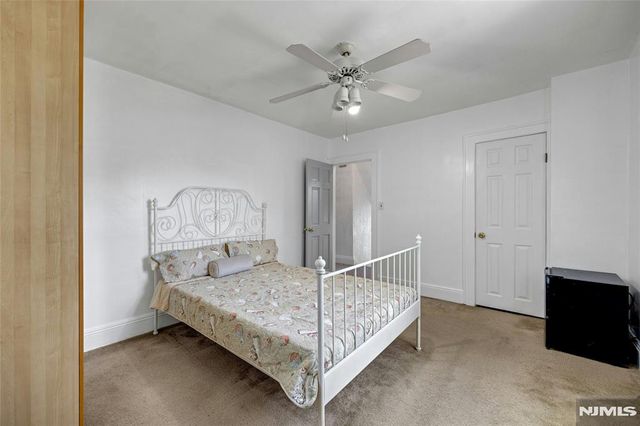 28 Sylvan Avenue, Bergenfield, NJ 07621