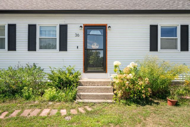 36 Plattsburg Avenue, Burlington, VT 05408