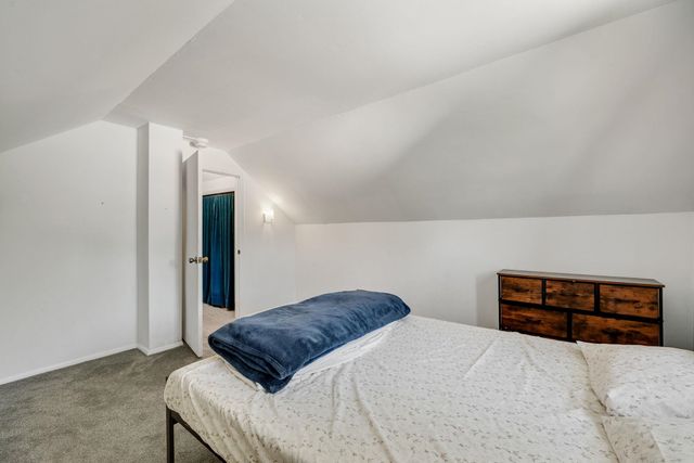 36 Plattsburg Avenue, Burlington, VT 05408