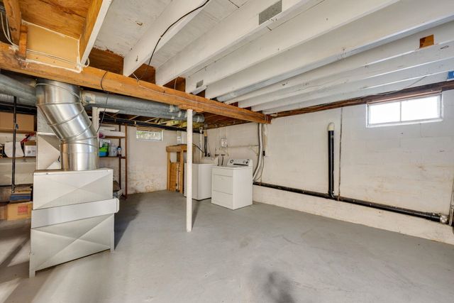 36 Plattsburg Avenue, Burlington, VT 05408