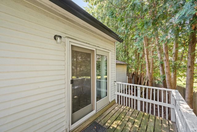 36 Plattsburg Avenue, Burlington, VT 05408