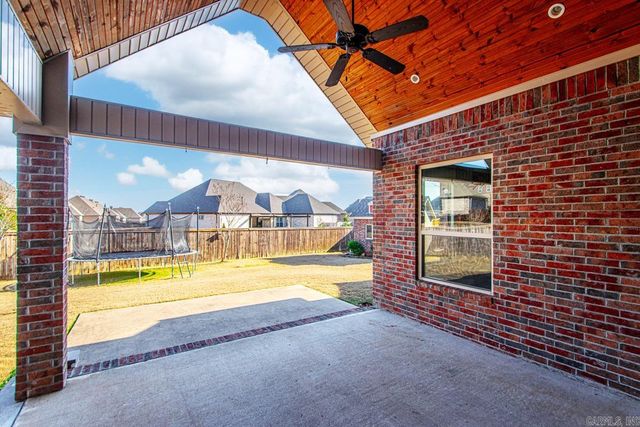 9908 Oak Heights Drive, Sherwood, AR 72120