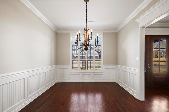 9908 Oak Heights Drive, Sherwood, AR 72120