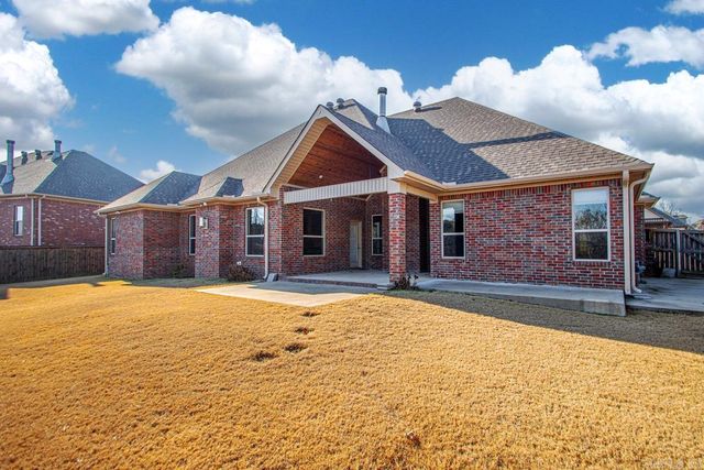 9908 Oak Heights Drive, Sherwood, AR 72120