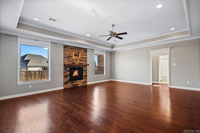 9908 Oak Heights Drive, Sherwood, AR 72120