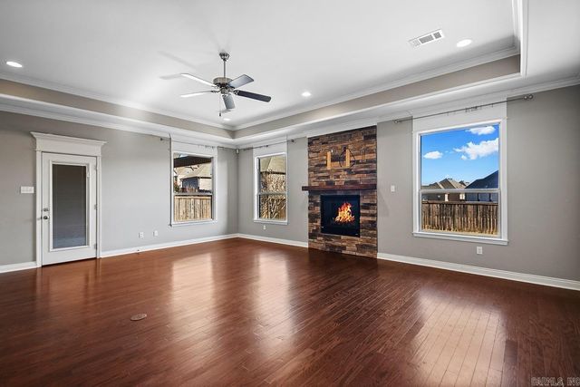 9908 Oak Heights Drive, Sherwood, AR 72120