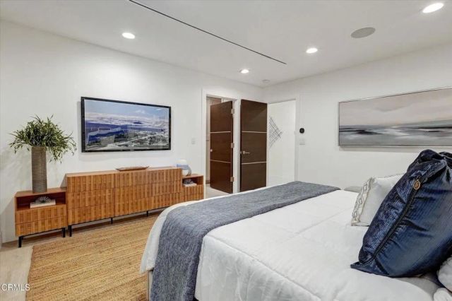 4423 Bergamo Drive, Encino, CA 91436
