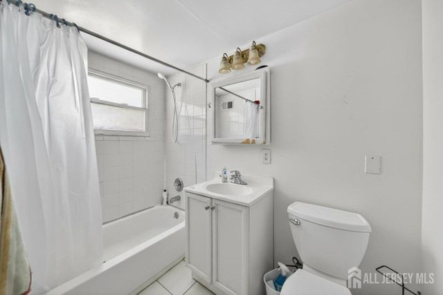 26 S Michael Street, Fords, NJ 08863