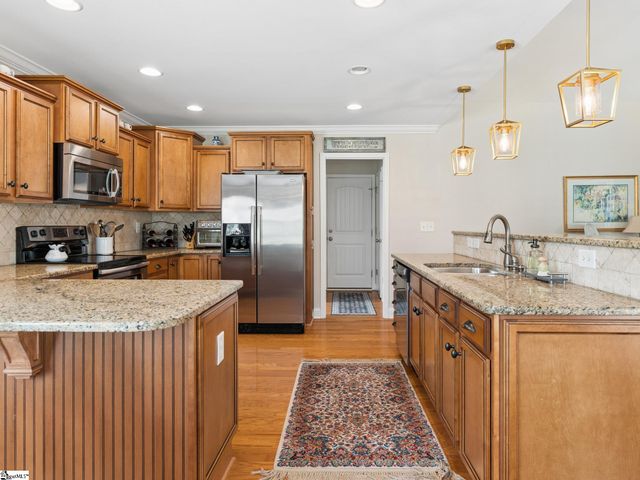 5 Cedarcrest Court, Simpsonville, SC 29680