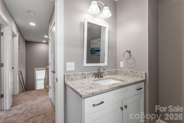 31 Burlington Lane, Fletcher, NC 28732