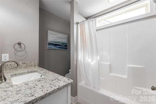 31 Burlington Lane, Fletcher, NC 28732