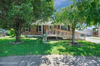 119 Ashley Ct, Louisville, KY 40229