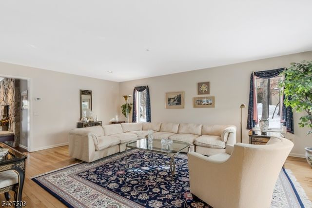 855 Sunset Rdg, Bridgewater Twp., NJ 08807