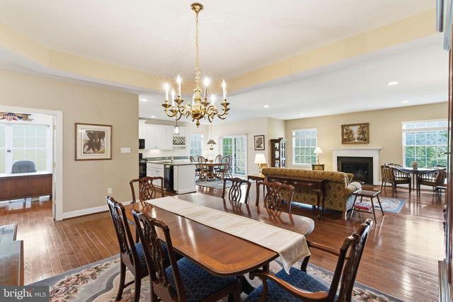 126 BAYHILL DR, North Wales, PA 19454