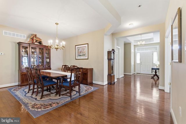 126 BAYHILL DR, North Wales, PA 19454