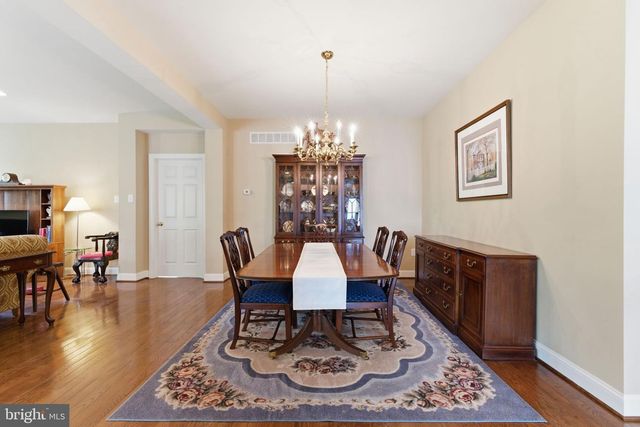 126 BAYHILL DR, North Wales, PA 19454