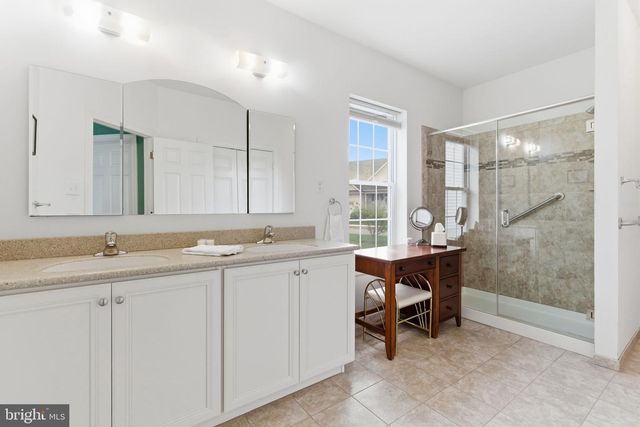 126 BAYHILL DR, North Wales, PA 19454