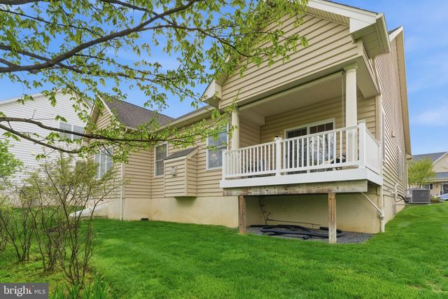 126 BAYHILL DR, North Wales, PA 19454