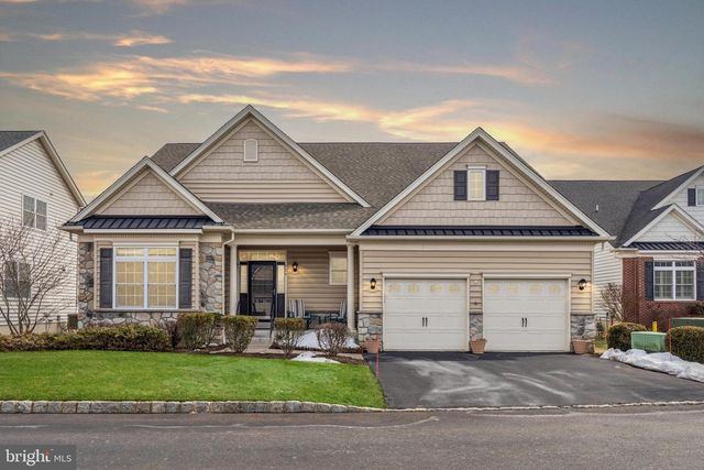 126 BAYHILL DR, North Wales, PA 19454