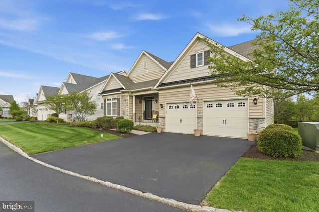 126 BAYHILL DR, North Wales, PA 19454