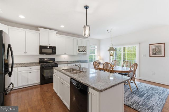 126 BAYHILL DR, North Wales, PA 19454