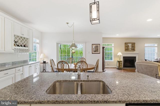 126 BAYHILL DR, North Wales, PA 19454