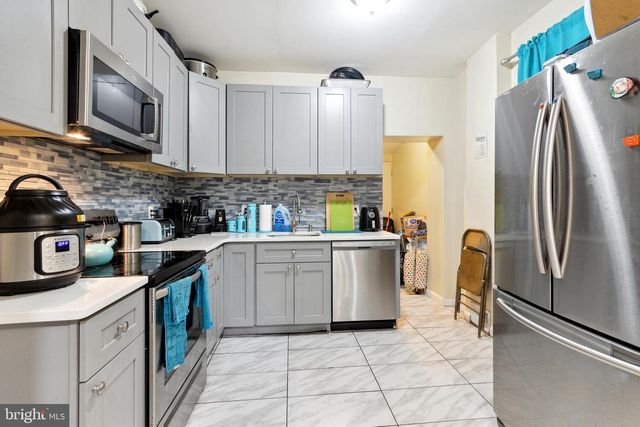 7275 SAYBROOK AVE, Philadelphia, PA 19142