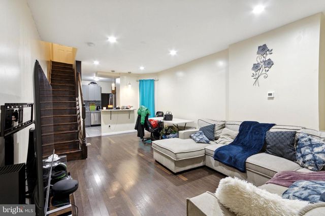 7275 SAYBROOK AVE, Philadelphia, PA 19142