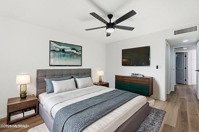 1824 N La Rienda Avenue, Tucson, AZ 85715