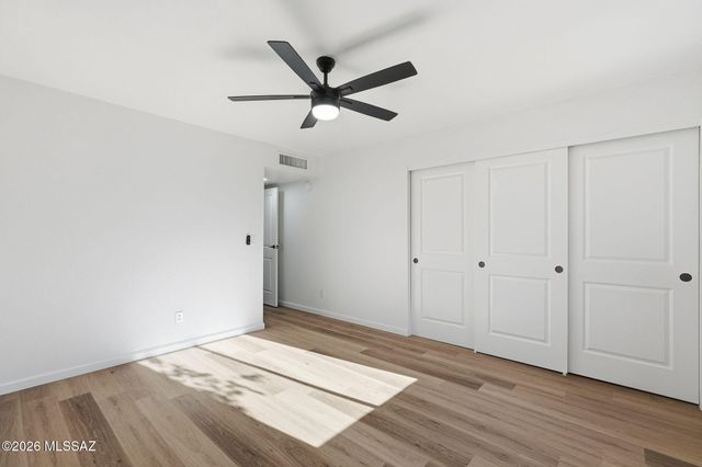 1824 N La Rienda Avenue, Tucson, AZ 85715