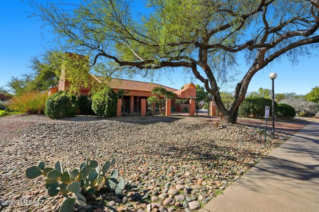 1824 N La Rienda Avenue, Tucson, AZ 85715