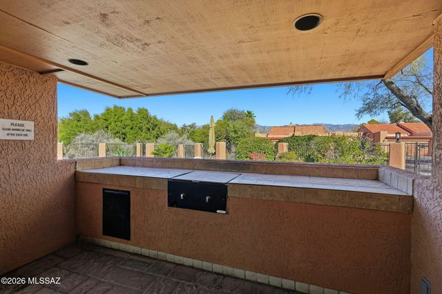 1824 N La Rienda Avenue, Tucson, AZ 85715