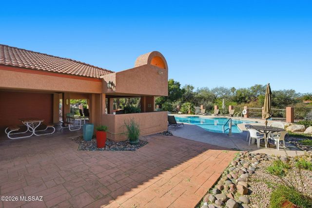 1824 N La Rienda Avenue, Tucson, AZ 85715