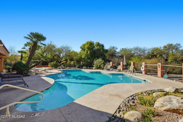 1824 N La Rienda Avenue, Tucson, AZ 85715