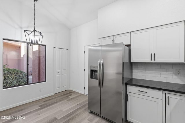 1824 N La Rienda Avenue, Tucson, AZ 85715