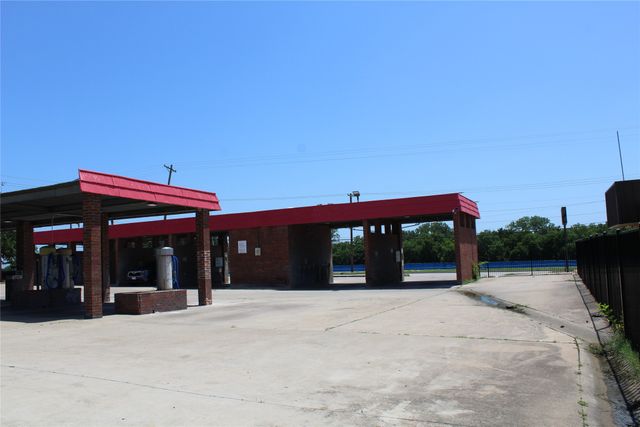 2115 Dairy Road, Garland, TX 75041