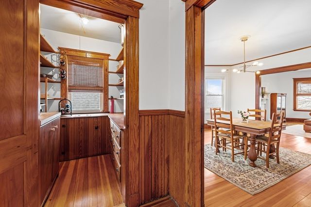 1754 Columbia 3, Boston, MA 02127