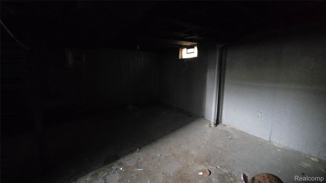 20553 Strasburg Street, Detroit, MI 48205