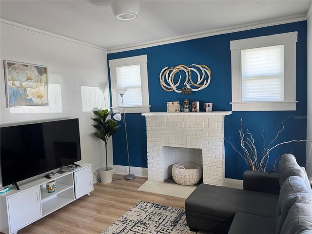 1917 W FIG STREET, Tampa, FL 33606
