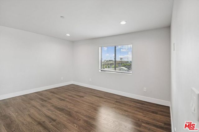 819 E La Palma Drive 5, Inglewood, CA 90301