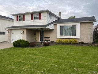 111 Caprice Drive, Cheektowaga, NY 14227