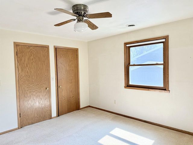 1825 N DOUGLAS STREET, Appleton, WI 54914