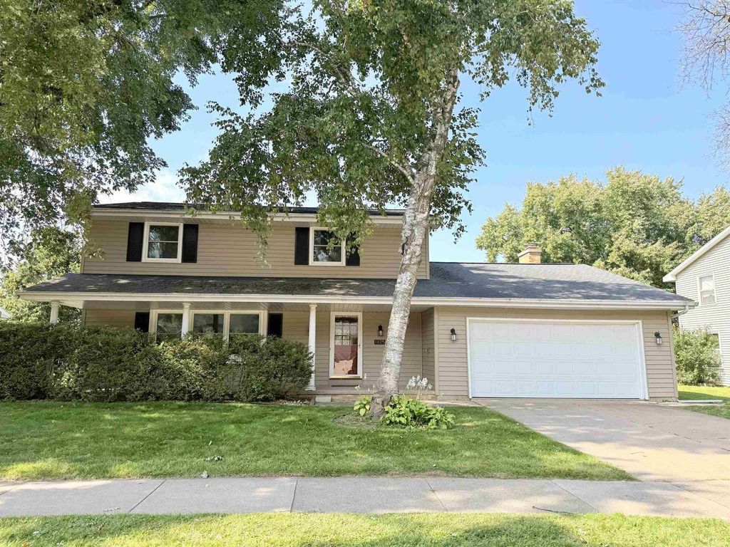 1825 N DOUGLAS STREET, Appleton, WI 54914